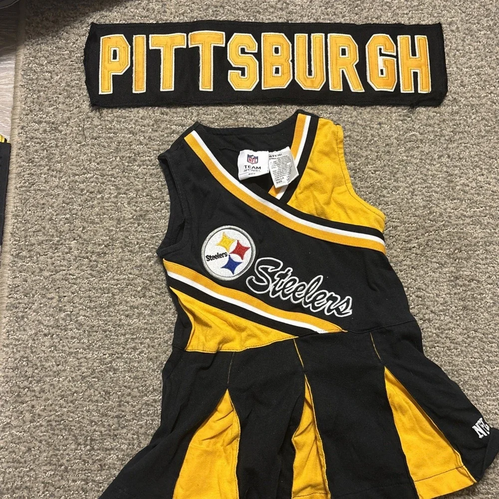 Mega Pittsburgh Steelers Fan Lot - 4 Banners, Tailgate Kit, Towel & Winter Gear